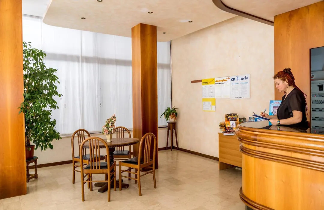 Hotel Alla Rotonda-1